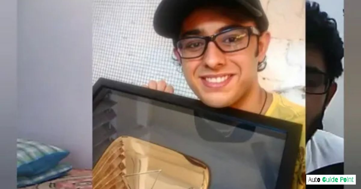 CarryMinati Height in Feet